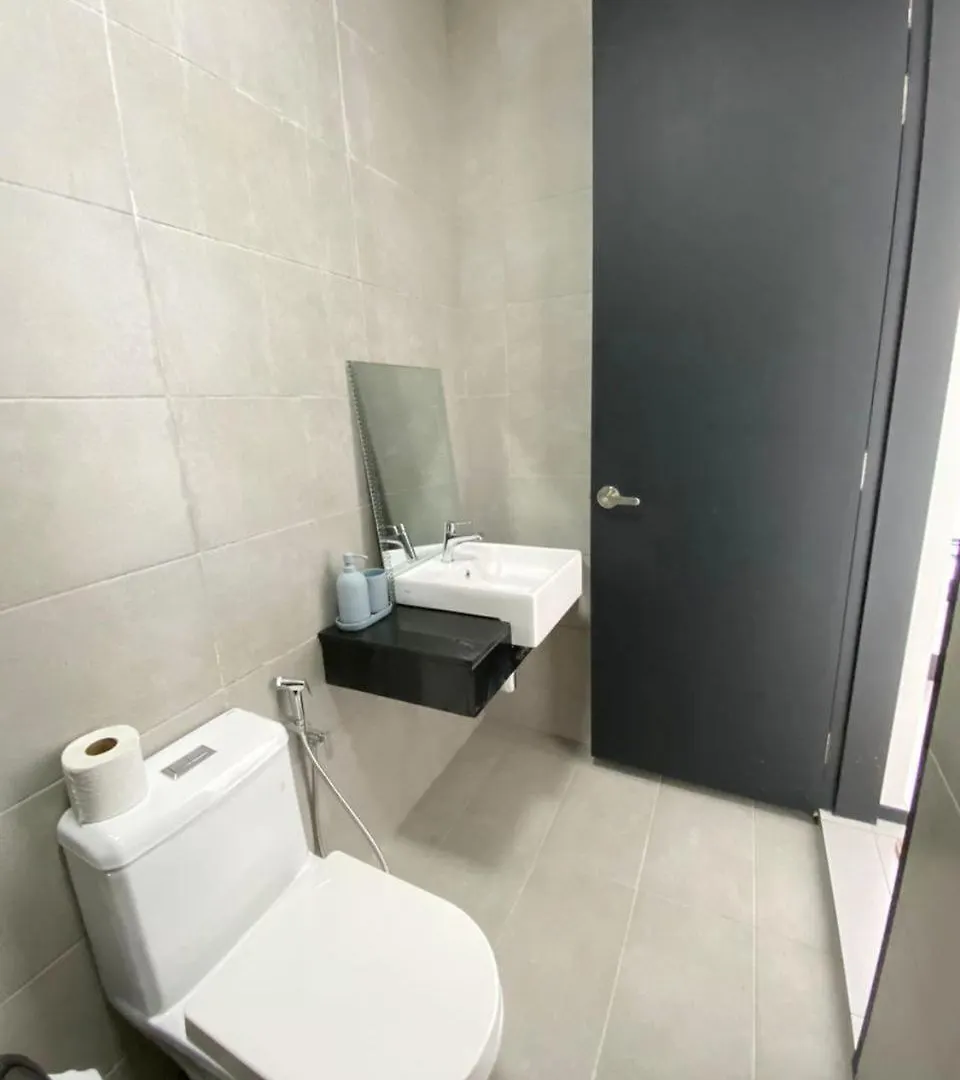 Urban Suites Sea & City View Apartment Jelutong Malaysia