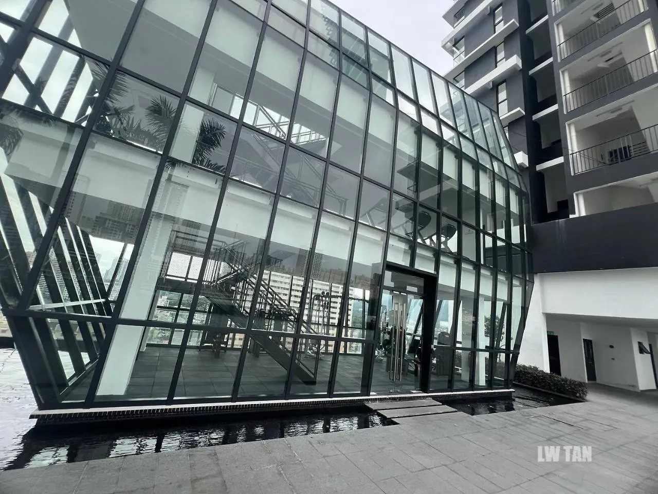 Urban Suites Sea & City View Apartment Jelutong