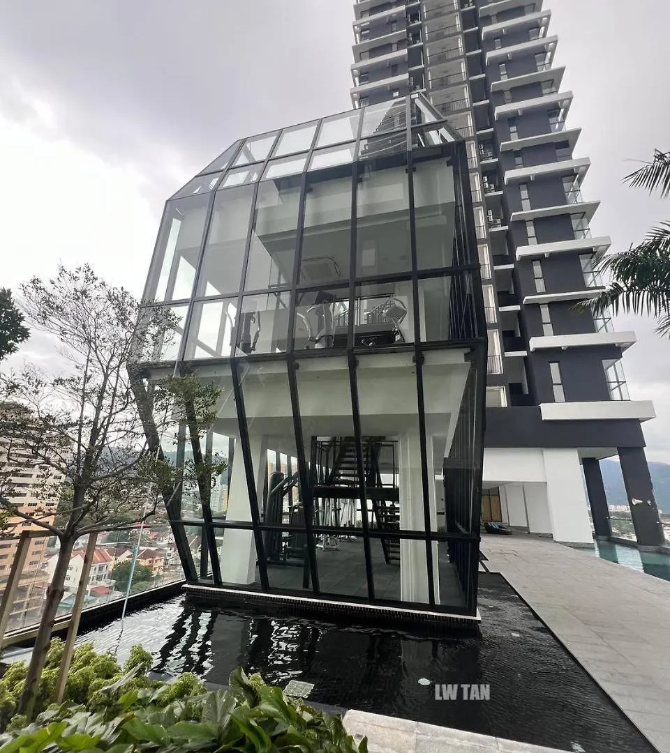 Urban Suites Sea & City View Apartment Jelutong