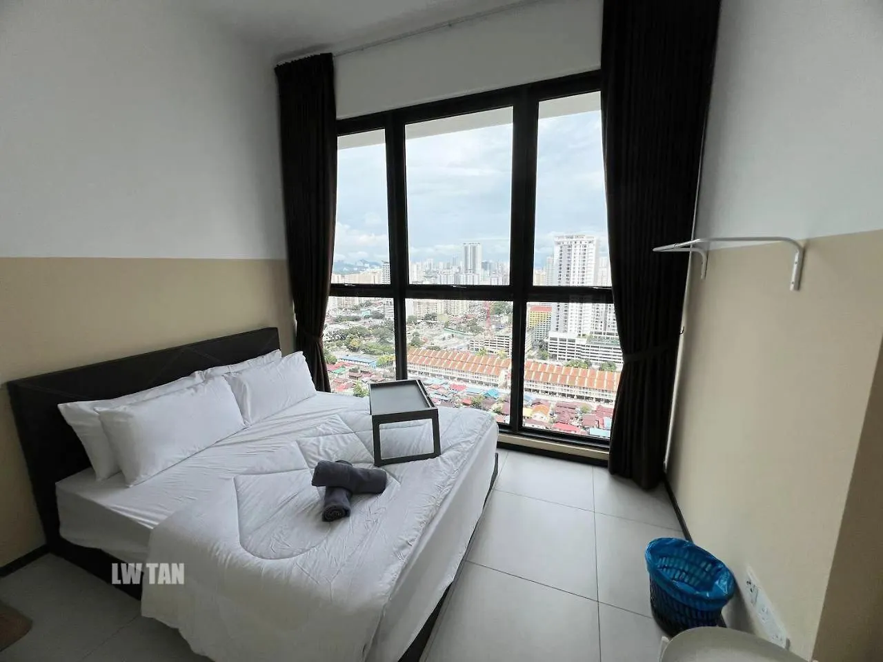 Urban Suites Sea & City View Apartment Jelutong